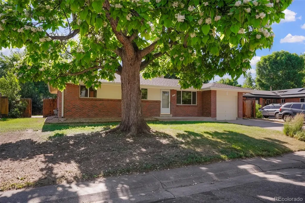 6023 Holland Street Arvada CO 80004