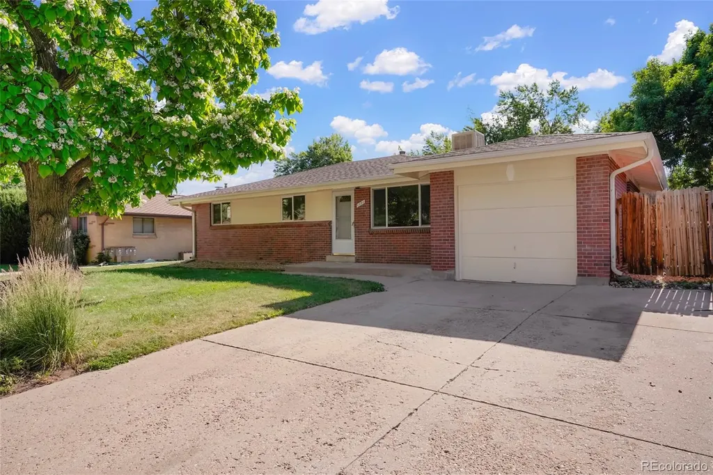6023 Holland Street Arvada CO 80004