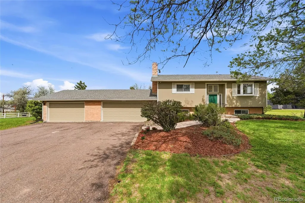 6966 S Gibraltar Street Centennial CO 80016