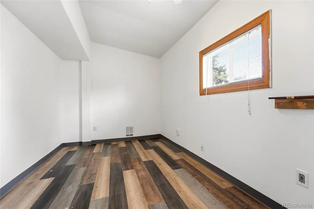 6966 S Gibraltar Street Centennial CO 80016
