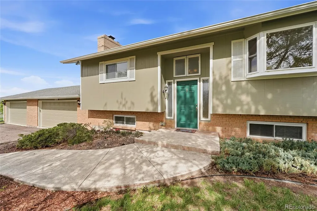 6966 S Gibraltar Street Centennial CO 80016