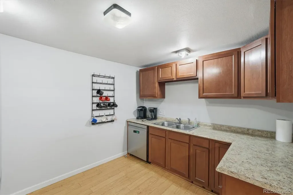 1050 S Quitman Street Denver CO 80219