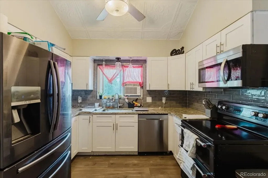 923 S Ouray Street Aurora CO 80017