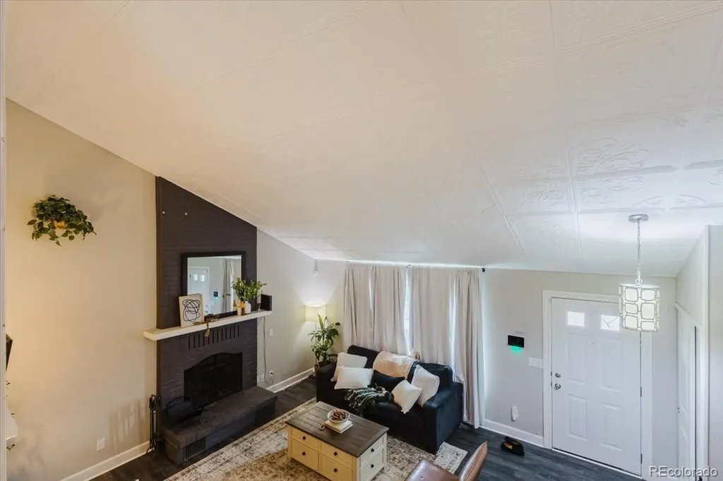 923 S Ouray Street Aurora CO 80017