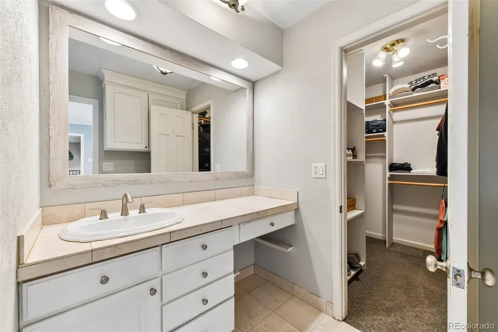 3612 S Spruce Street Denver CO 80237