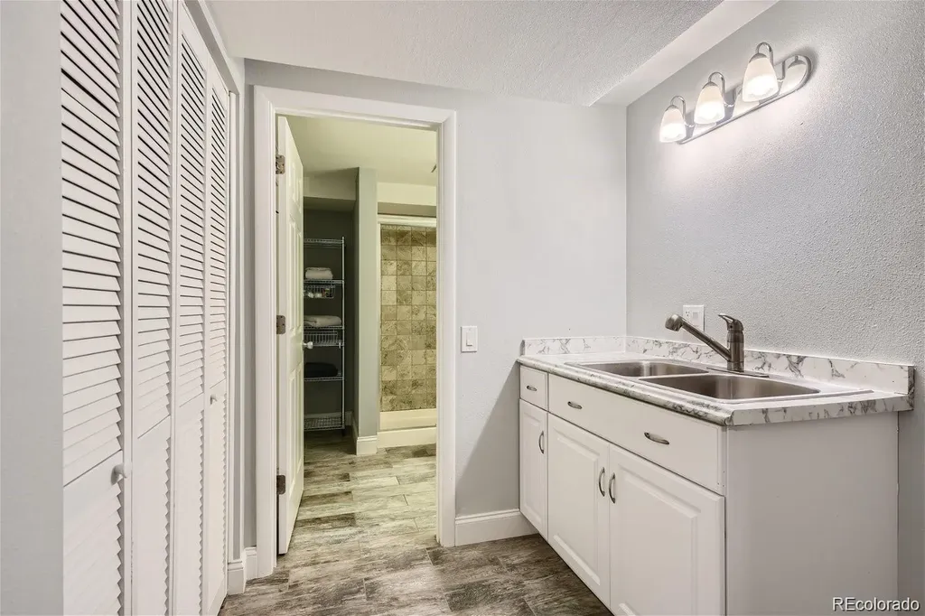 2993 W Long Drive Littleton CO 80120
