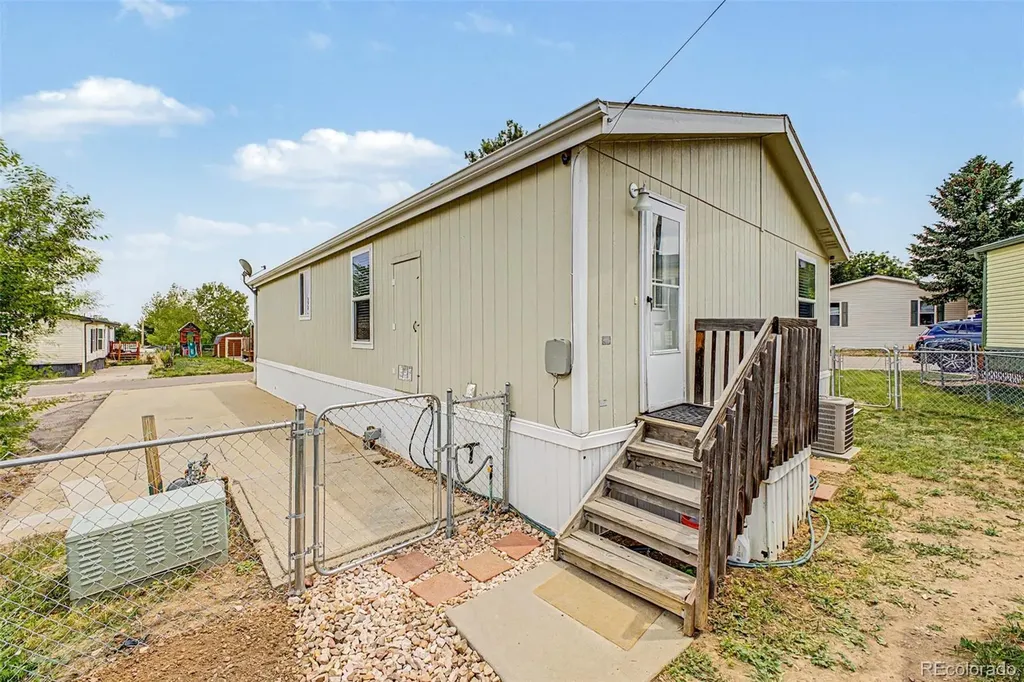 25 Zodiac Street Golden CO 80401