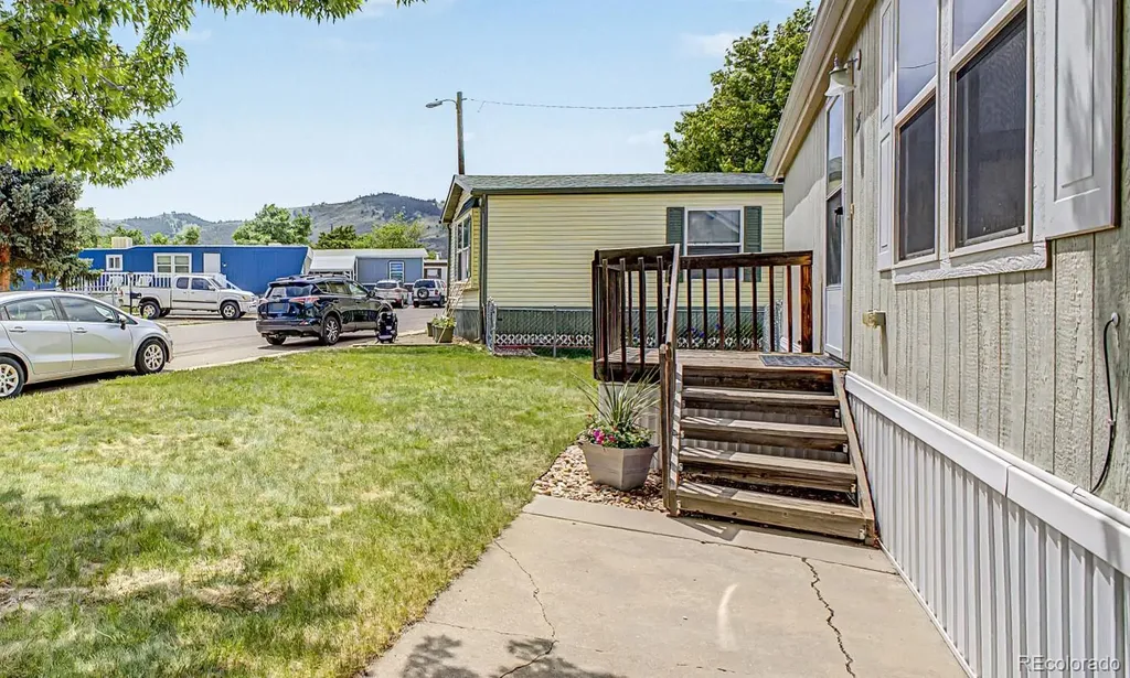 25 Zodiac Street Golden CO 80401