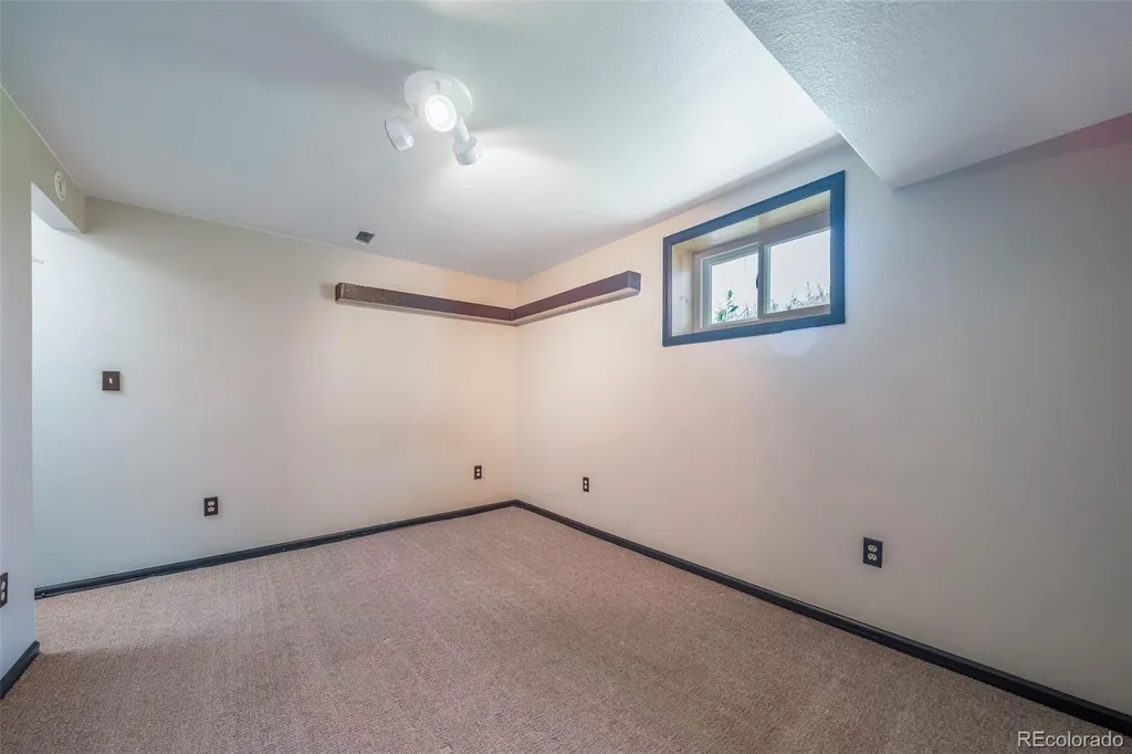 8245 Sun Country Drive Elizabeth CO 80107