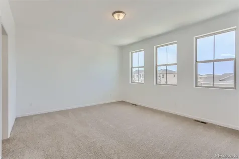 170 S Vandriver Way Aurora CO 80018