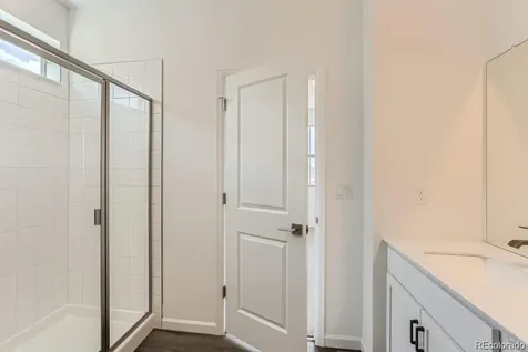 170 S Vandriver Way Aurora CO 80018