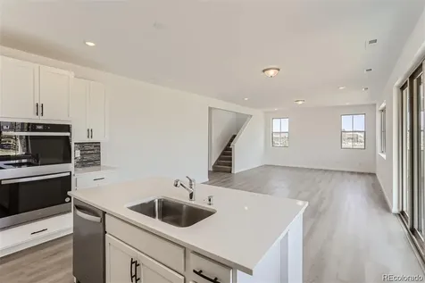 170 S Vandriver Way Aurora CO 80018