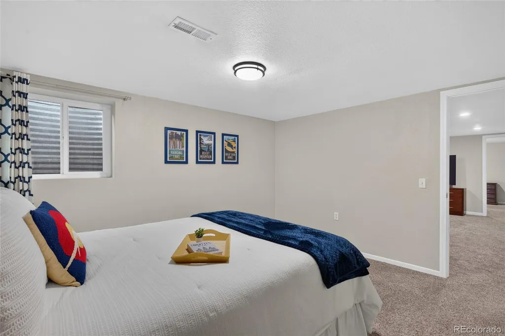 7650 S Kit Carson Drive Centennial CO 80122