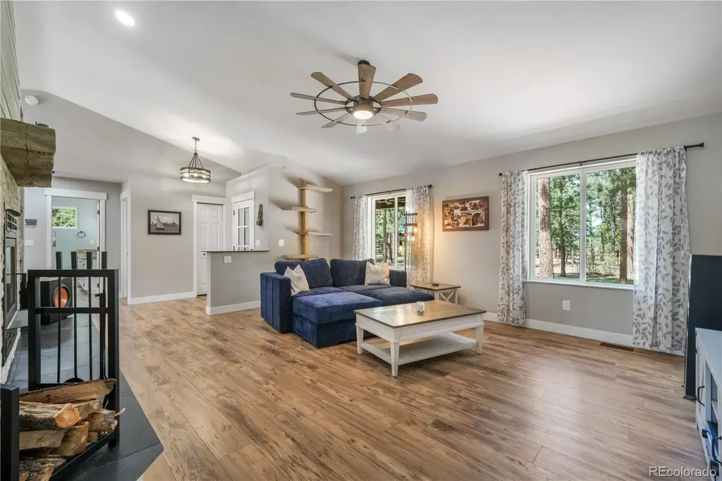 15600 El Dorado Way Larkspur CO 80118