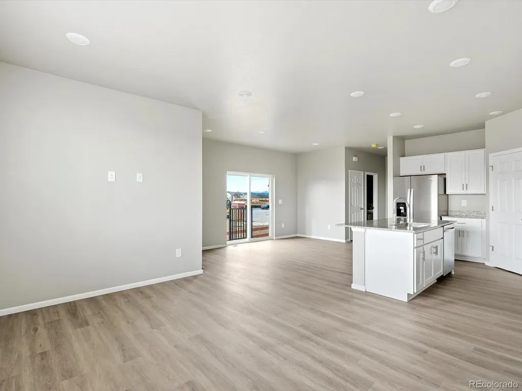 2233 E 164th Avenue Thornton CO 80602