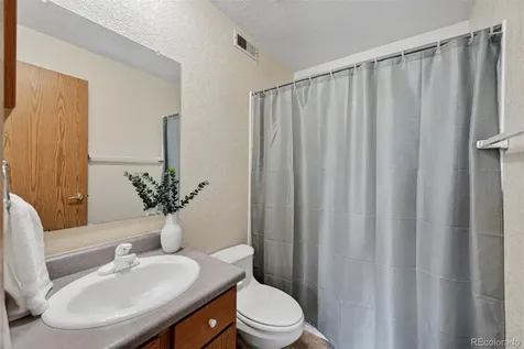 281 S Zinnia Way Lakewood CO 80228