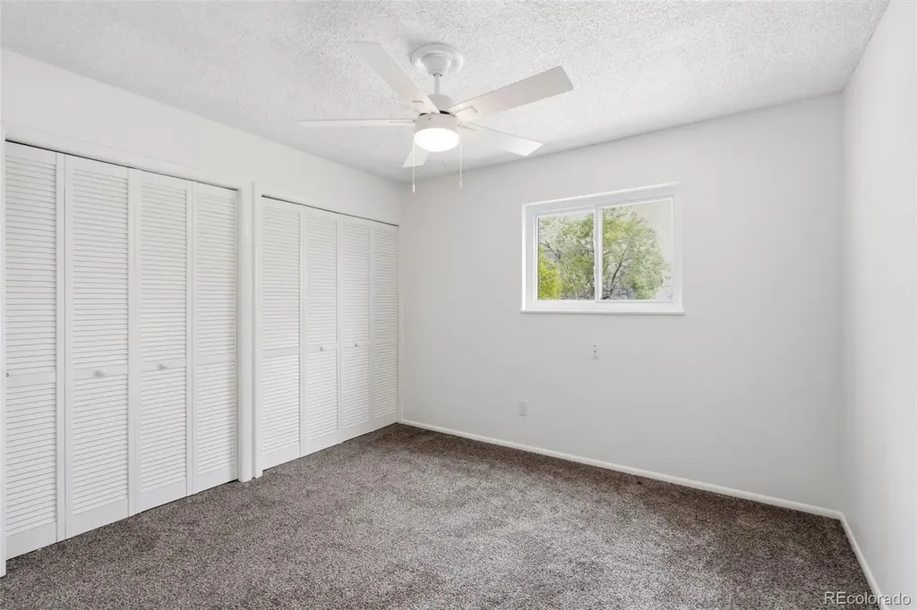1719 S Lee Street Lakewood CO 80232