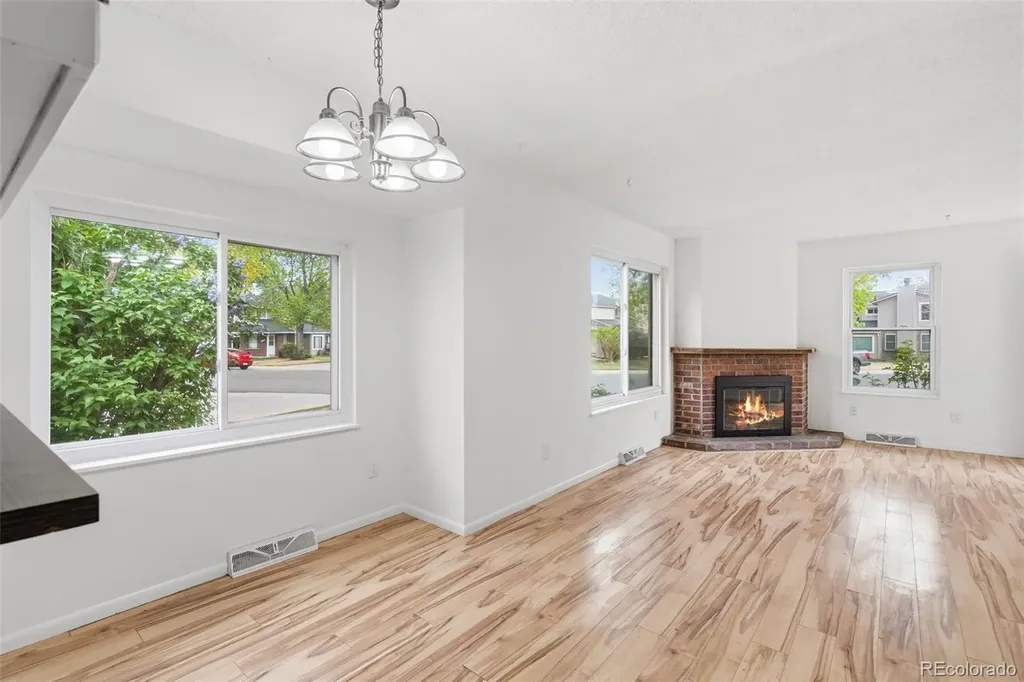 1719 S Lee Street Lakewood CO 80232