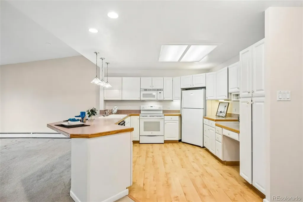 650 S Clinton Street Denver CO 80247
