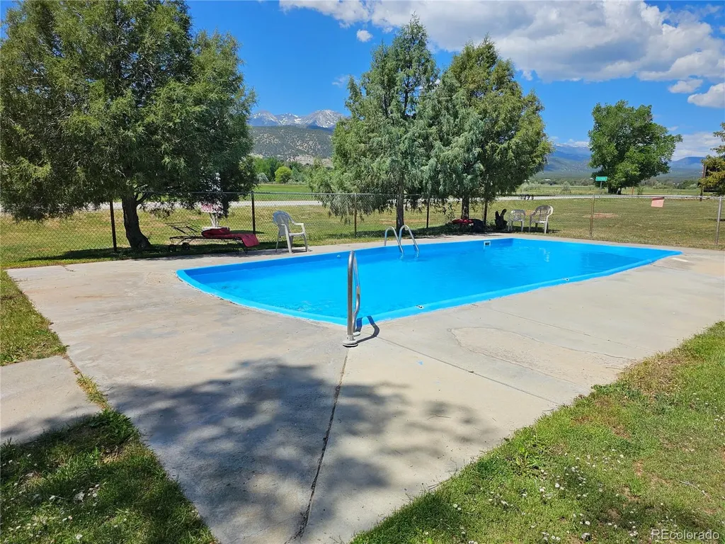 16373 W Us Highway 50 Coaldale CO 81222
