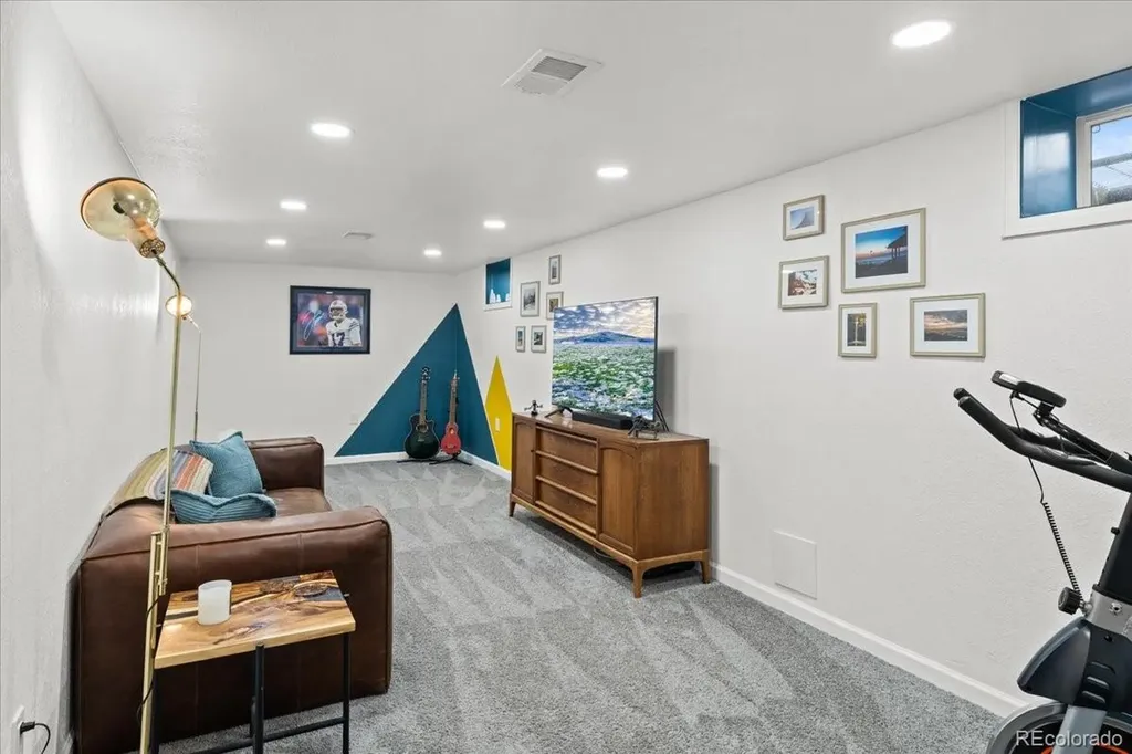 4825 Bryant Street Denver CO 80221
