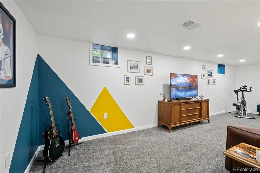 4825 Bryant Street Denver CO 80221