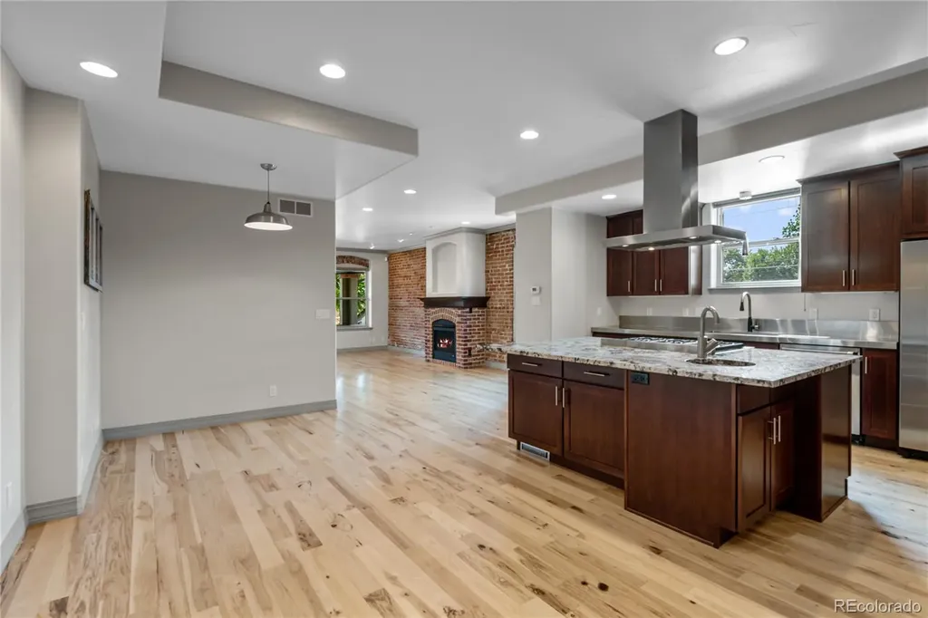 1275 S Clayton Street Denver CO 80210