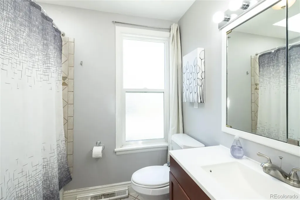 4847 N Meade Street Denver CO 80221