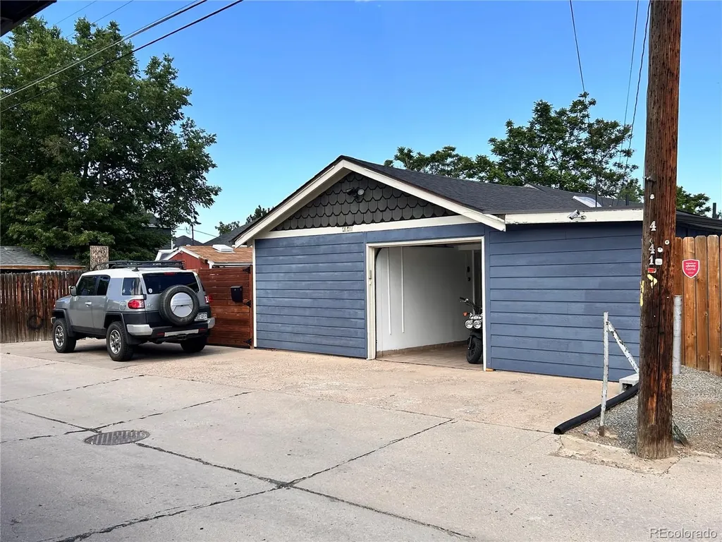 4847 N Meade Street Denver CO 80221