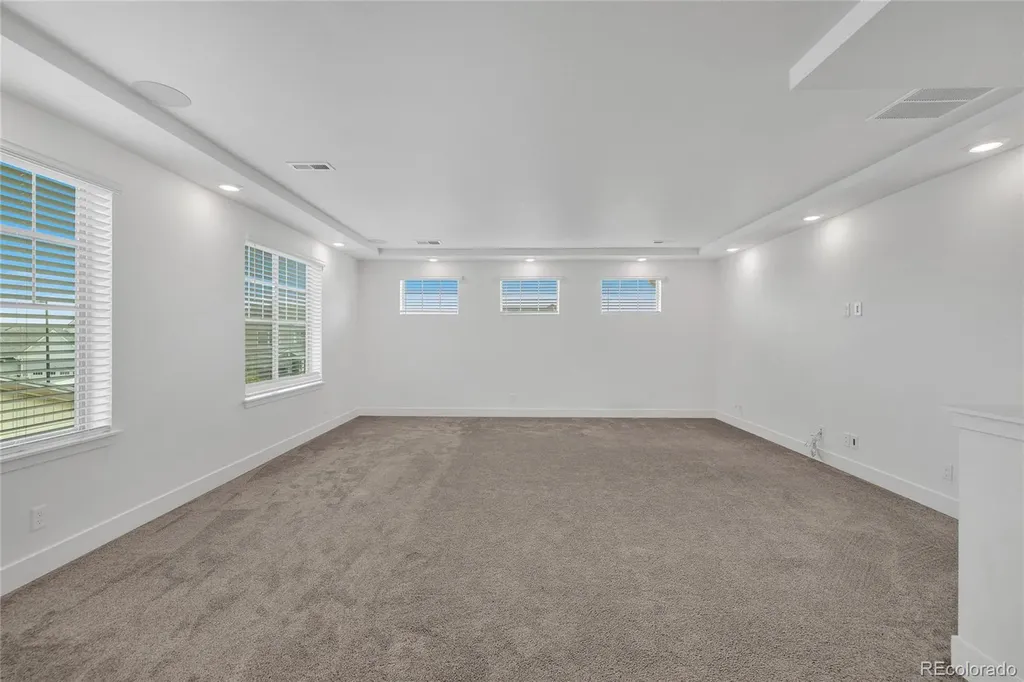 20750 Beekman Place Denver CO 80249