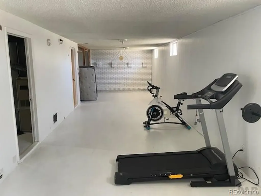 29 Wasatch Drive Pueblo CO 81005