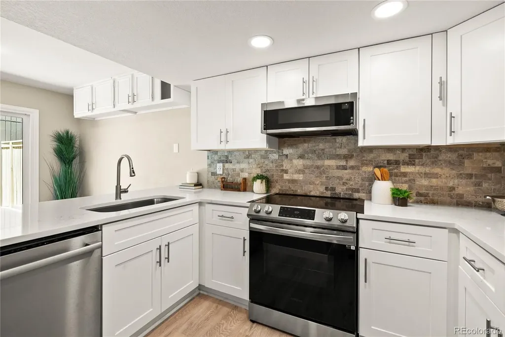 206 S Holman Way Golden CO 80401