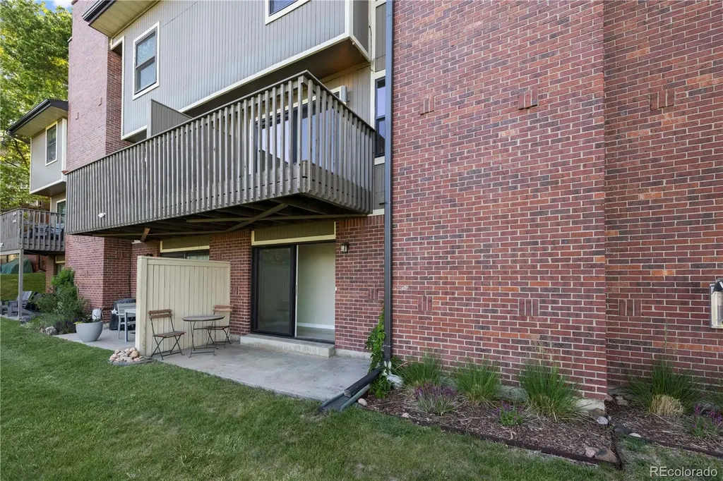 206 S Holman Way Golden CO 80401