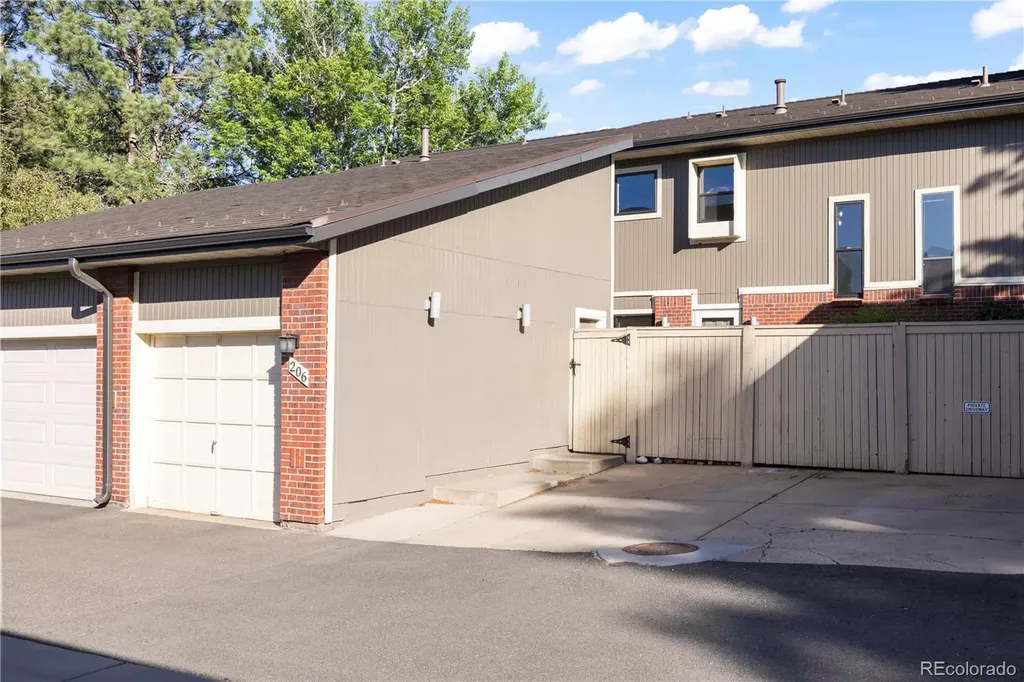 206 S Holman Way Golden CO 80401