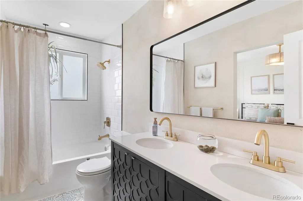4465 S Eagle Circle Aurora CO 80015