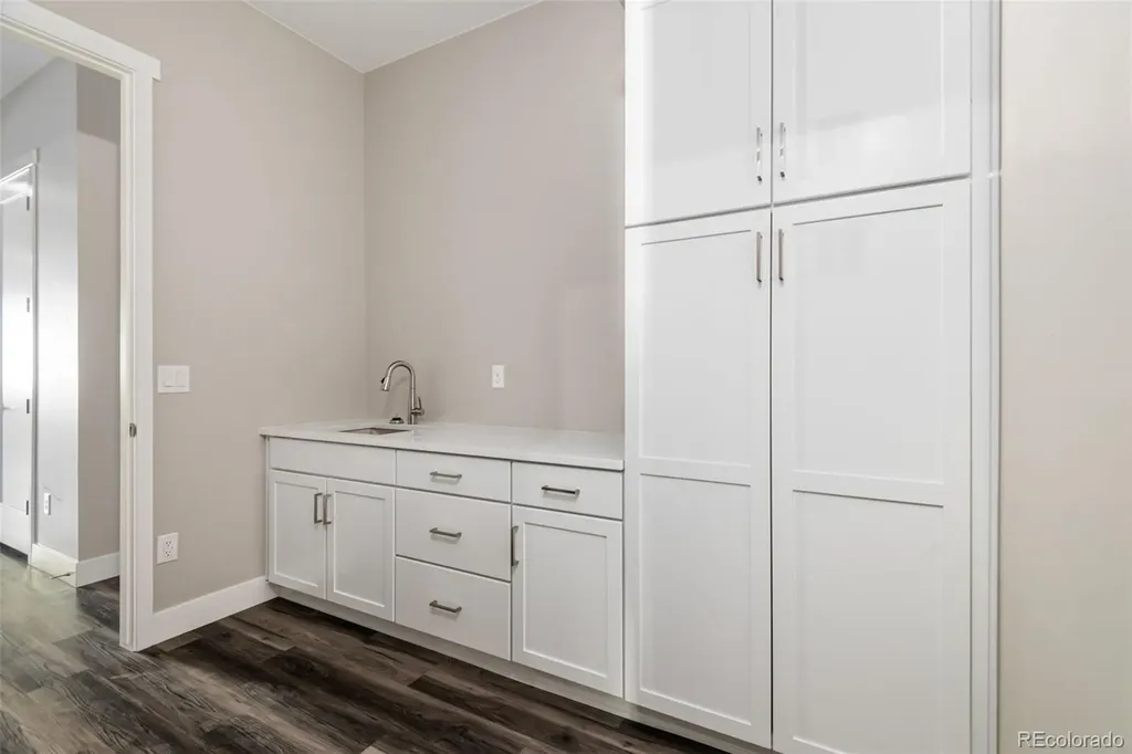 1945 Holmby Court Castle Rock CO 80104