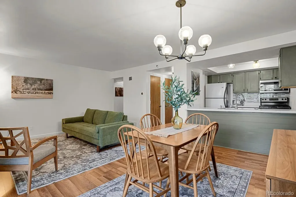 4896 S Dudley Street Littleton CO 80123