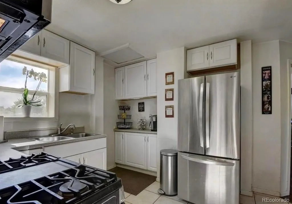 105 S Newland Street Lakewood CO 80226