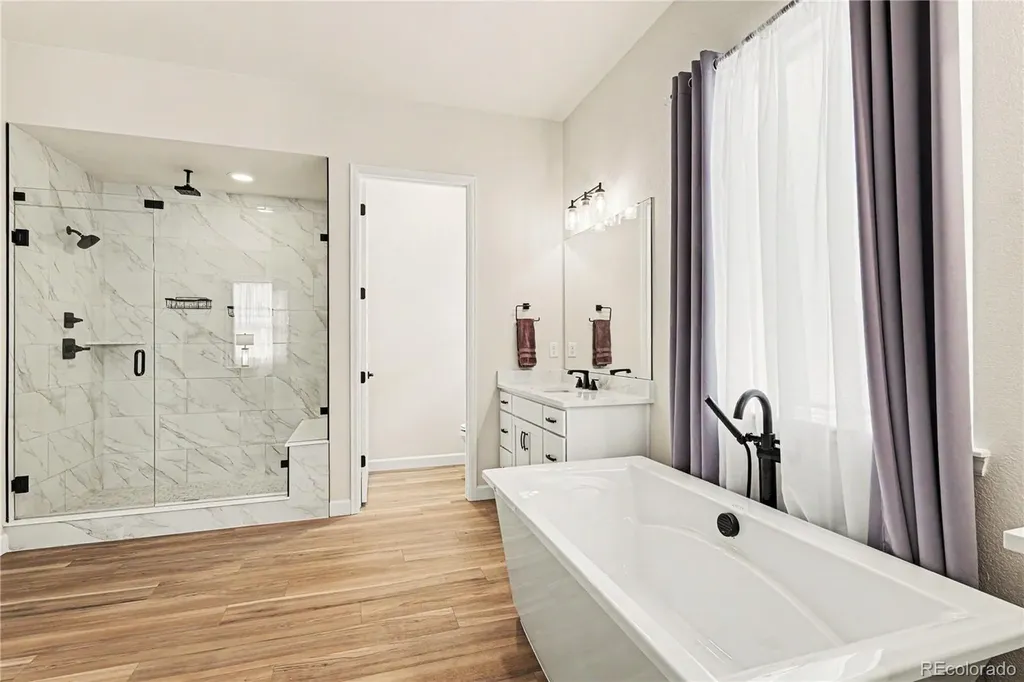 4044 Haleyville Court Aurora CO 80019