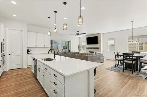 4044 Haleyville Court Aurora CO 80019