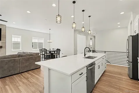 4044 Haleyville Court Aurora CO 80019