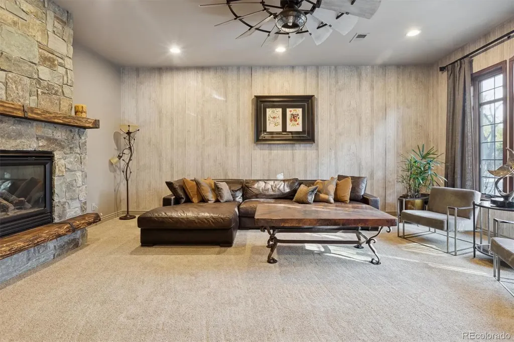 42 Sunset Drive Englewood CO 80113