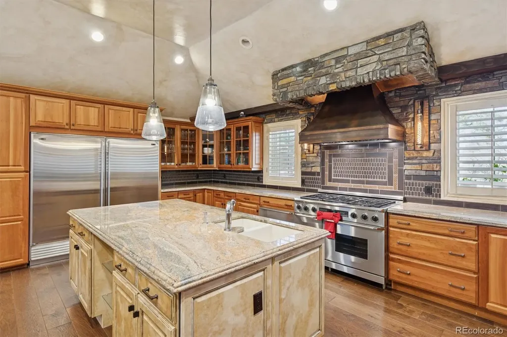 42 Sunset Drive Englewood CO 80113