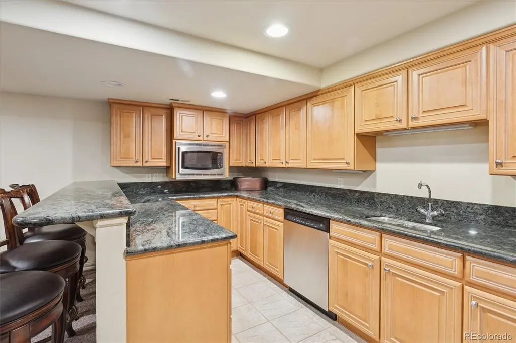 42 Sunset Drive Englewood CO 80113