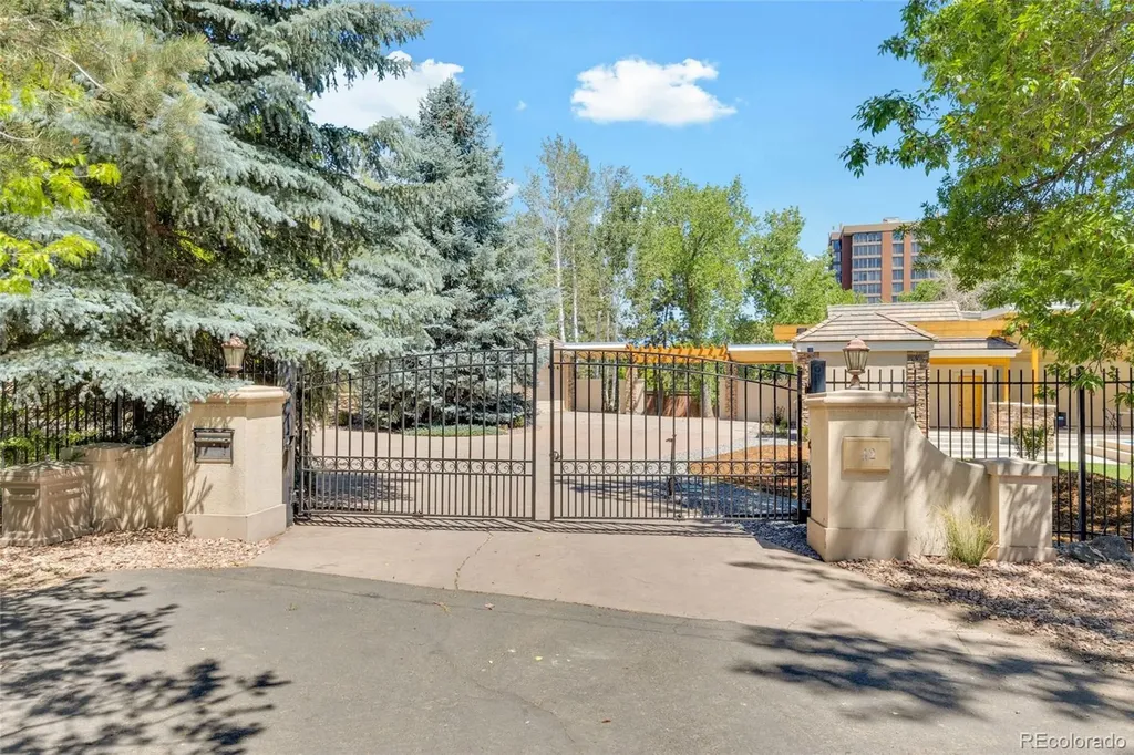 42 Sunset Drive Englewood CO 80113