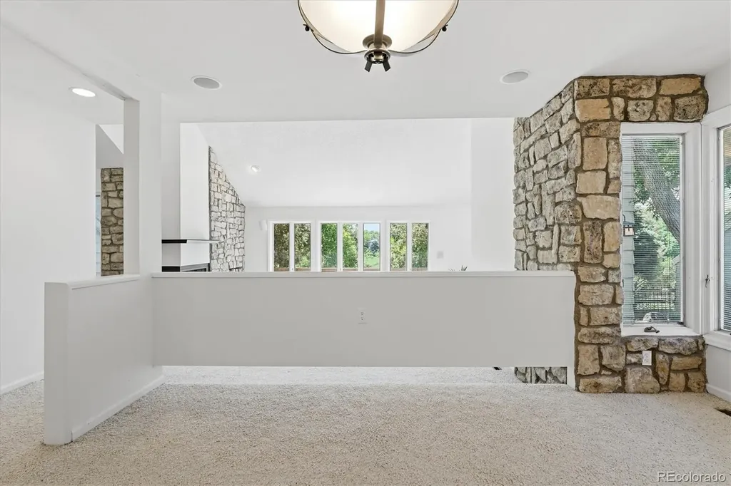 1520 W Briarwood Avenue Littleton CO 80120