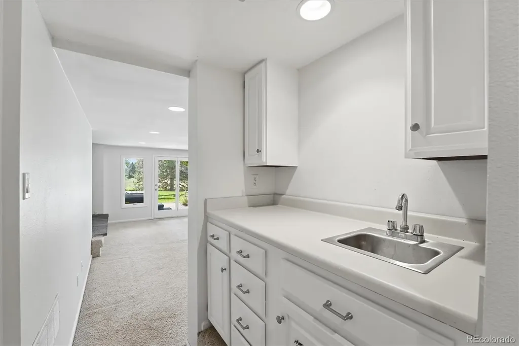 1520 W Briarwood Avenue Littleton CO 80120