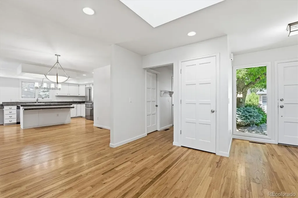1520 W Briarwood Avenue Littleton CO 80120