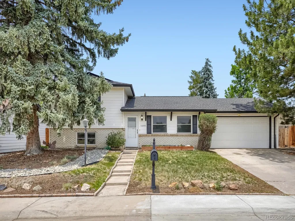 12253 E Mexico Avenue Aurora CO 80012