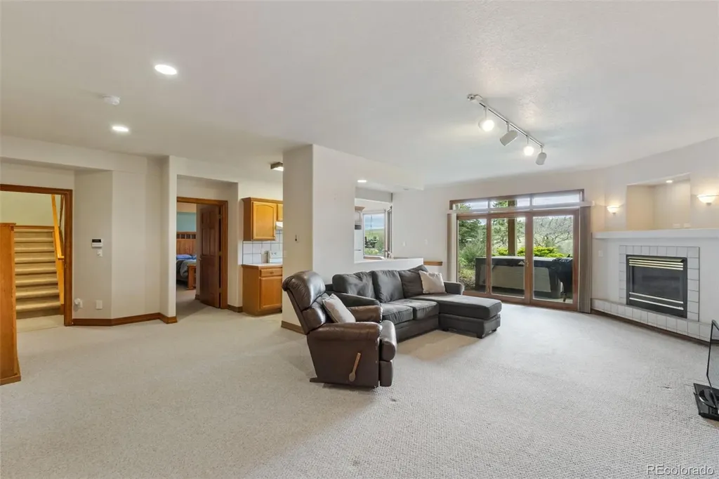 5324 Grimes Lane Larkspur CO 80118